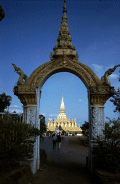 Wat That Luang 005